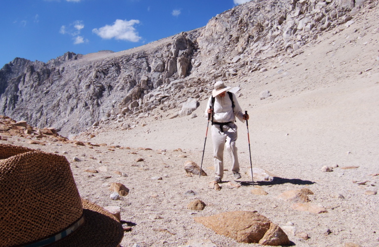 David arrives at Mono Pass.