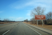 Approaching LBJ Nat. Hist. Park on US-290 west of Johnson City, TX.