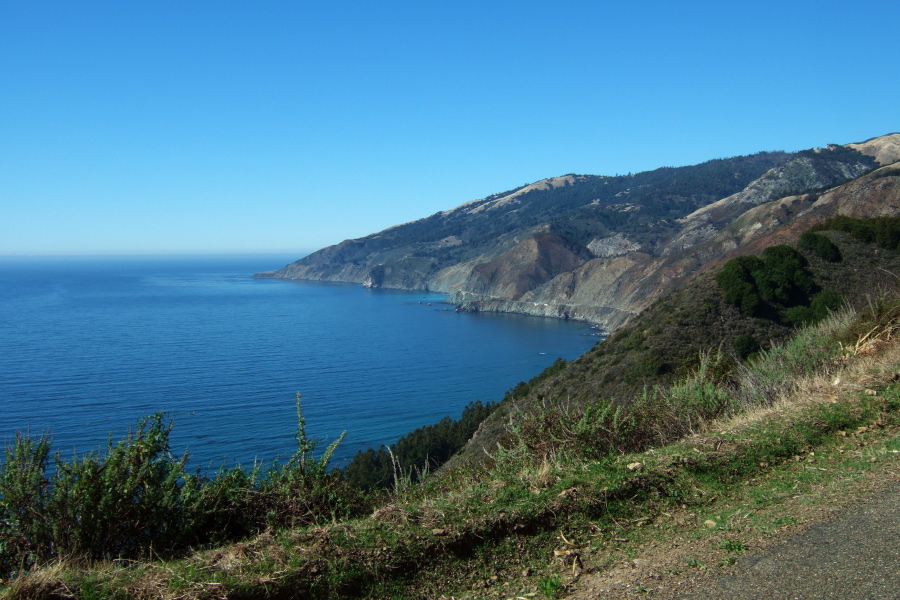 View north along the coast toward Lucia and Lopez Point from Nacimiento-Ferguson Rd.