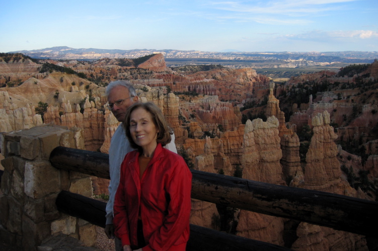 David and Kay at Fairyland Point, Bryce Canyon (1).