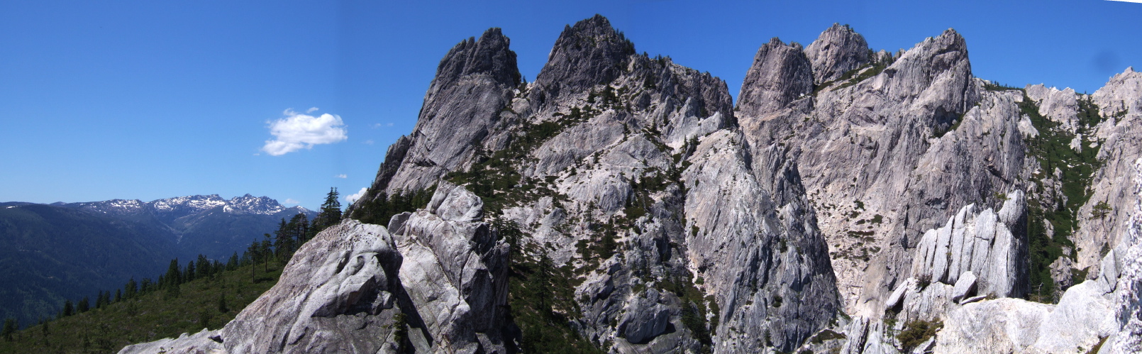 Castle Crags Panorama.