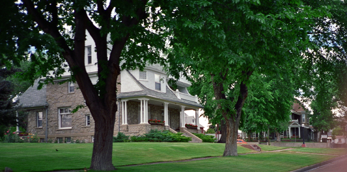 Large houses on Colorado St. in Trinidad.