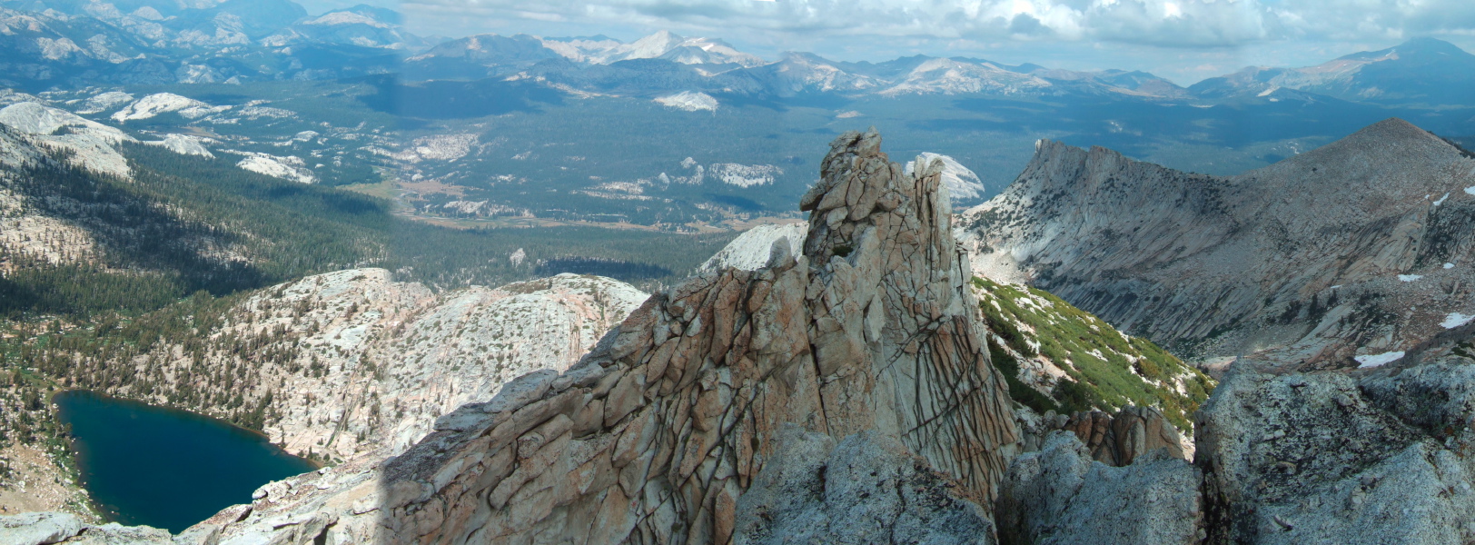 Budd Lake (left), Tuolumne Meadows (center), the eastern approach to Echo Ridge (foreground), Unicorn Peak (right), and Mt. Dana (13053ft) far right