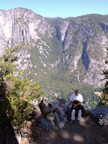 David resting on the trail (5560ft).