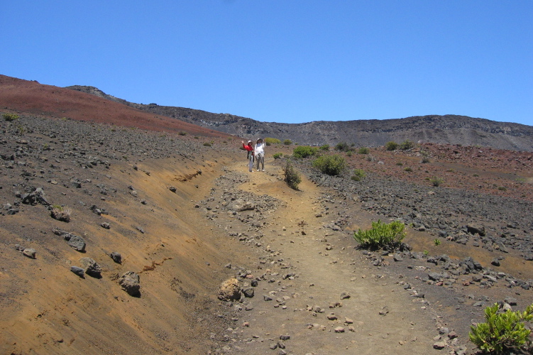 Kay and David hike back up the Sliding Sands Trail.