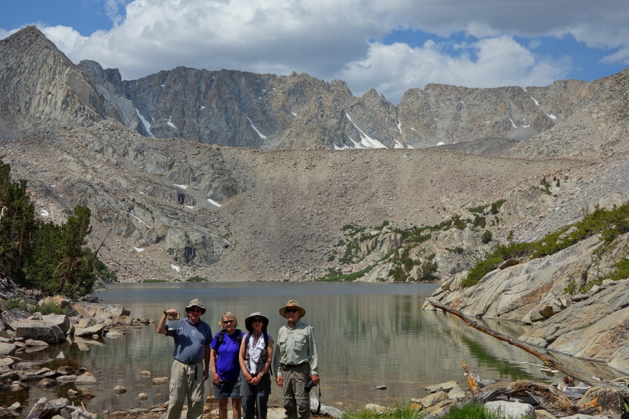 Group photo at Upper Lamarck Lake