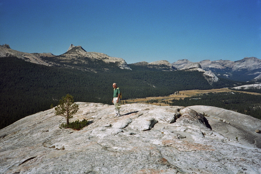 David on the lower summit of Lembert Dome (2).