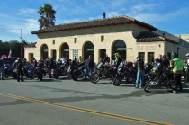 At one point we get swamped with a large crowd of motorcyclists.