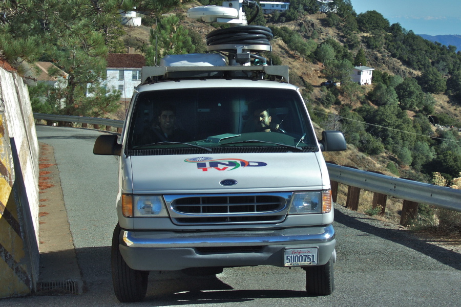 IndTV truck on final approach to the summit