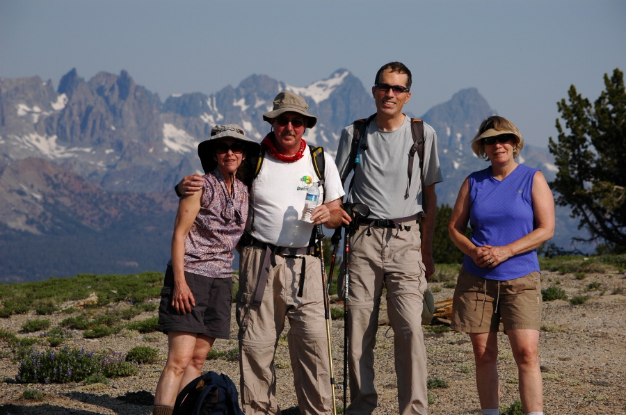Hikers pause for a break on Mammoth Crest.