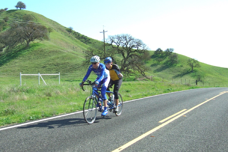 Craig Robertson and Graham Pollock return down Peachtree Valley.