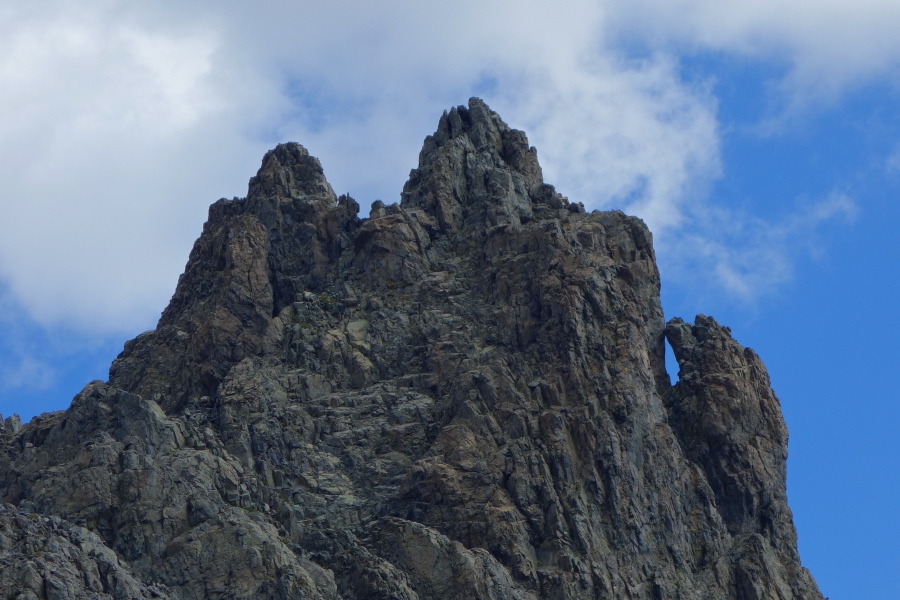 Volcanic Ridge, west summit ridge pinnacle and eye, detail