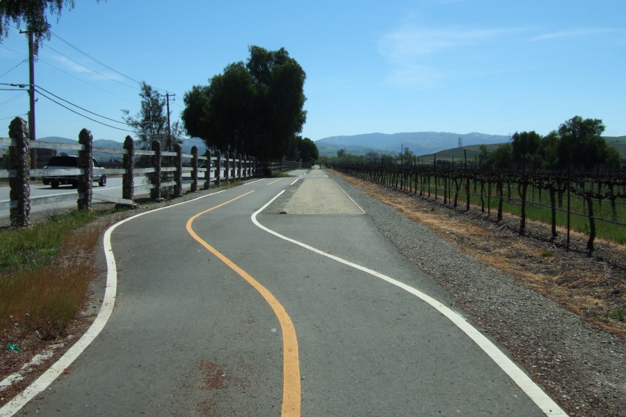 Meandering bike path alongside South Livermore Ave.