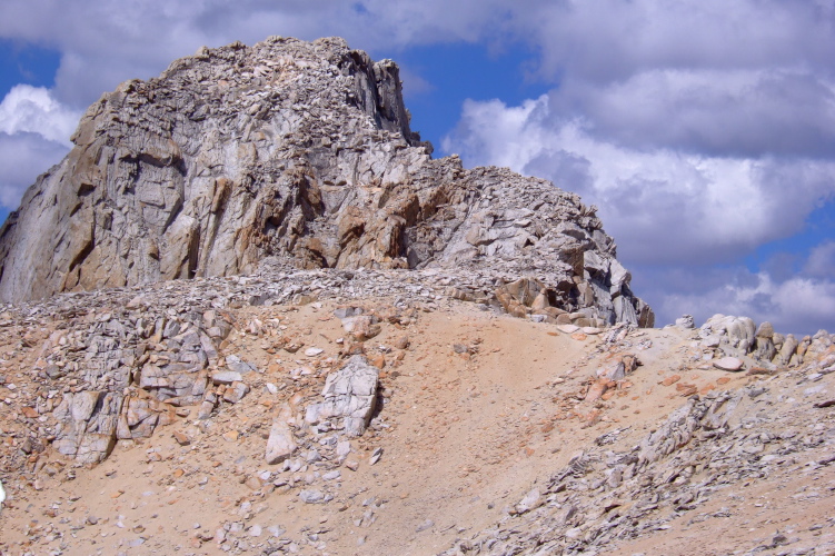 Summit pinnacle of Mt. Conness from the east plateau.