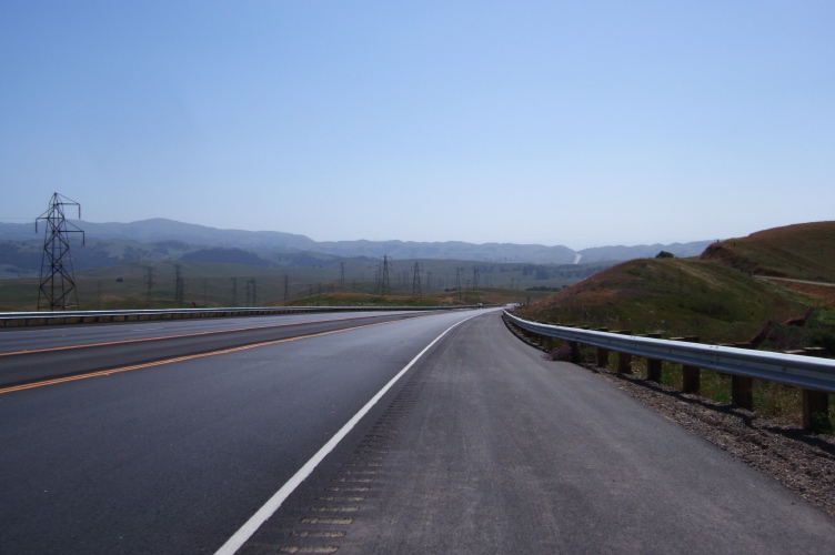 Descending the west side of Pigeon Pass, CA84.