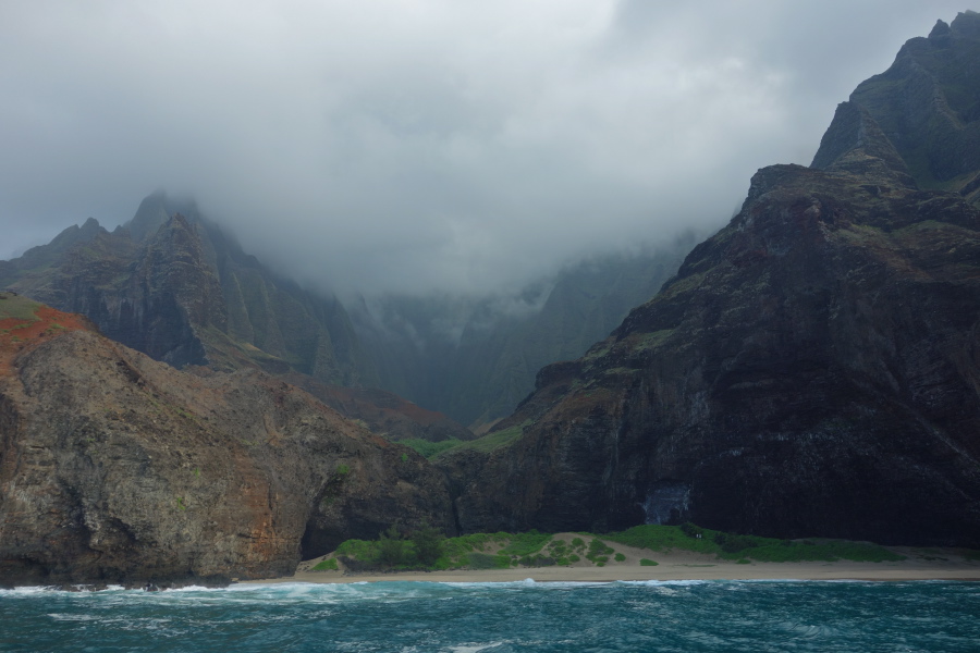 Honopu Beach (west) and Honopu Valley