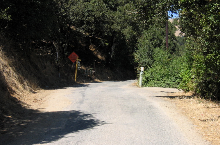 Old Stage Rd., Salinas side (480ft)