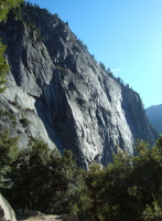 Panorama Cliff as seen from the John Muir Trail