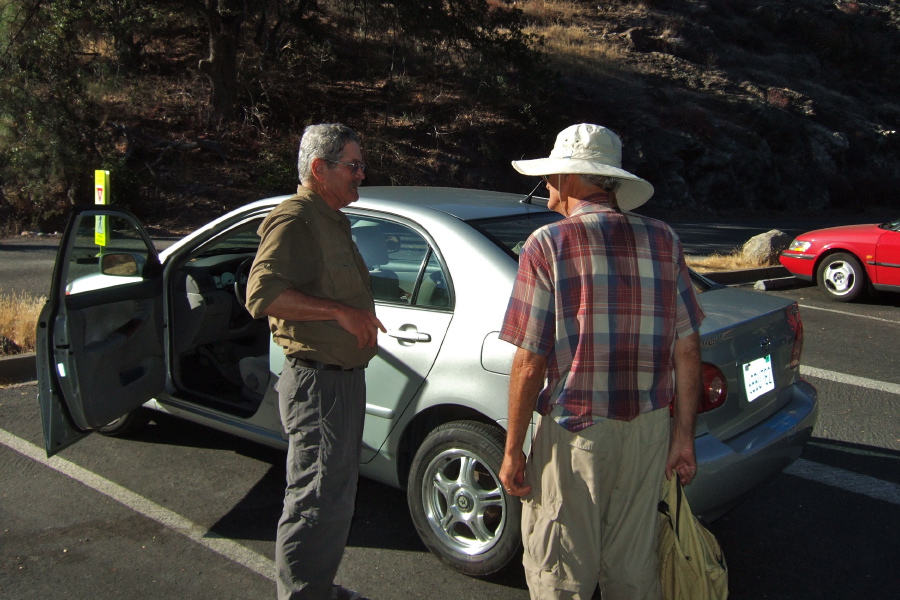 Ron and David talk at the end of the hike.