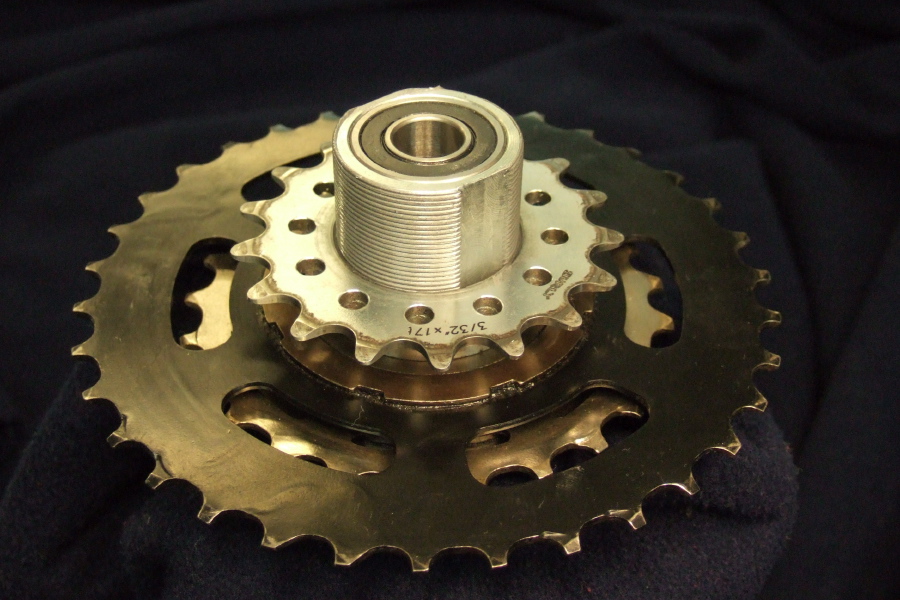 Assembling the mid-drive: Adding the 17t motor sprocket.