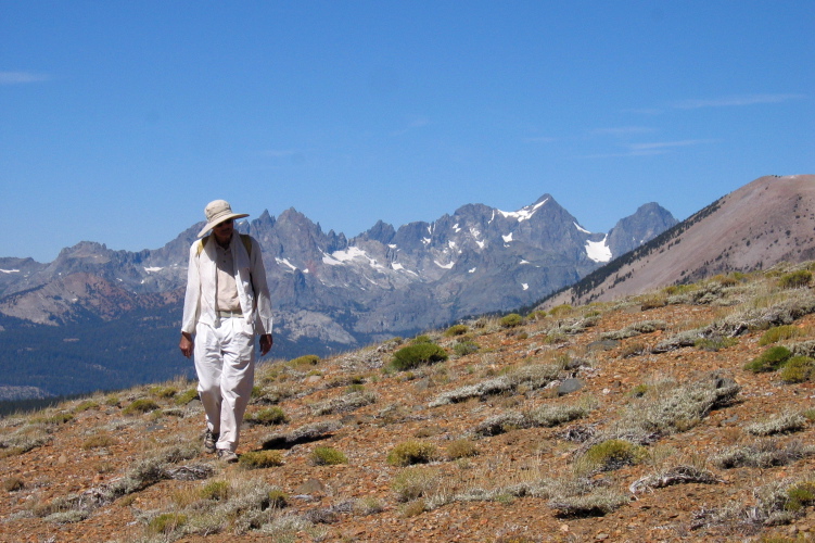 David hiking up Sherwin Crest.