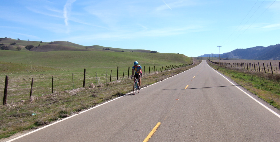 Riding north through Peachtree Valley.