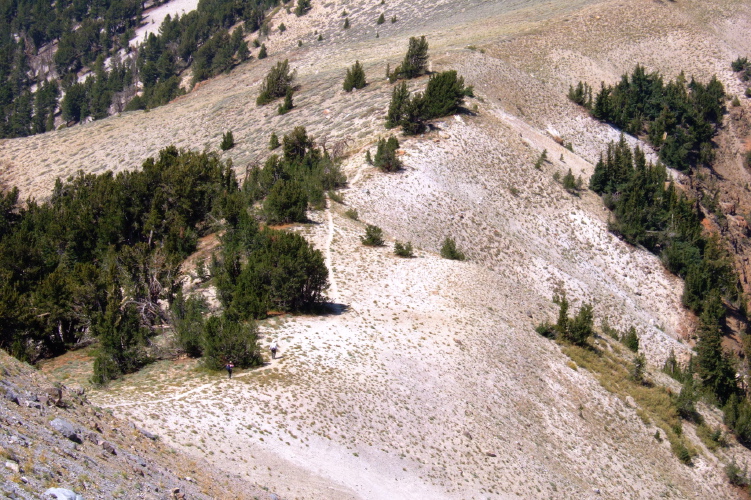 Frank and Stella cross Deadman Pass (9940ft)