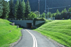 The bike path gets its own tunnel under ID75.