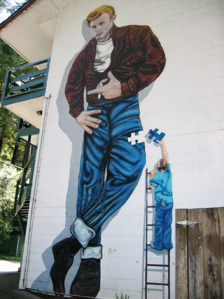 James Dean on the Brookdale Lodge, Brookdale (2)