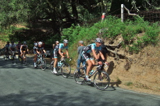 Stijn Vandenbergh (#27) leads Tom Boonen and another chase group.