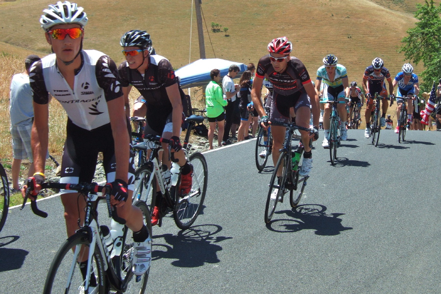 The Peloton climbs Morgan Territory Road. (6)