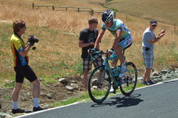 Lieuwe Westra is in the lead on the climb.
