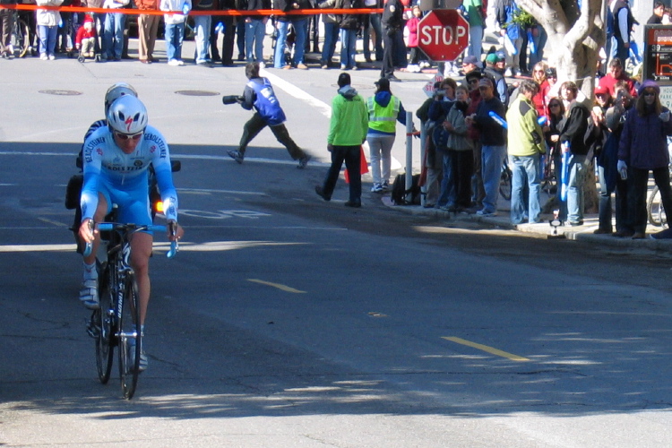 A Gerolsteiner rider climbs Lombard St.