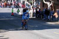 A TIAA-CREF rider climbs Lombard St.