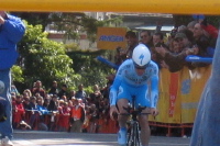 Levi Leipheimer crosses the finish line.