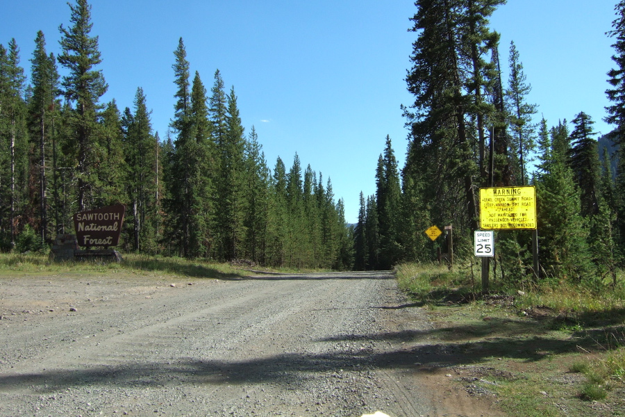 I turned around at the summit and started down Trail Creek Rd. the way I had come up.