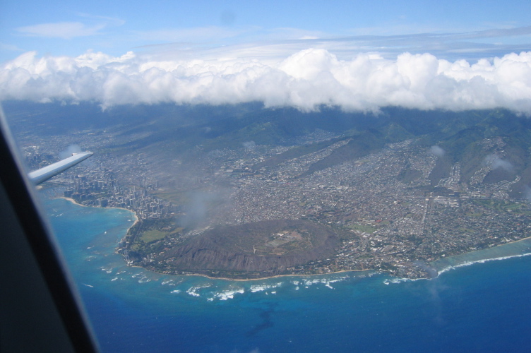 One last look at O'ahu.