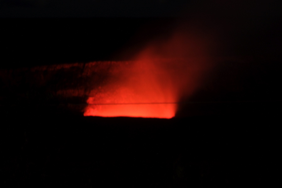 Lava-illuminated plume from Halema'uma'u